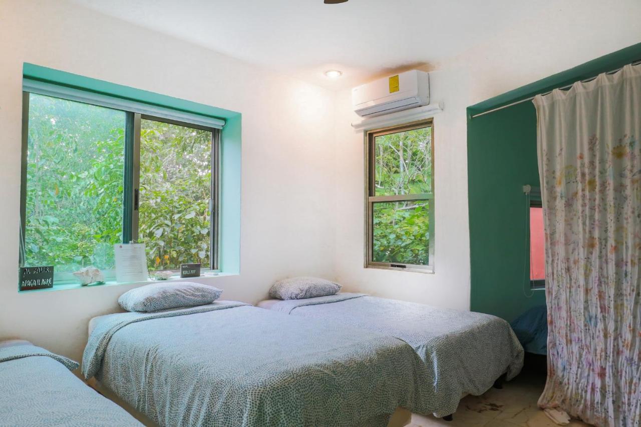 Guest House La Aldea Holistic Experience Cancún Kültér fotó