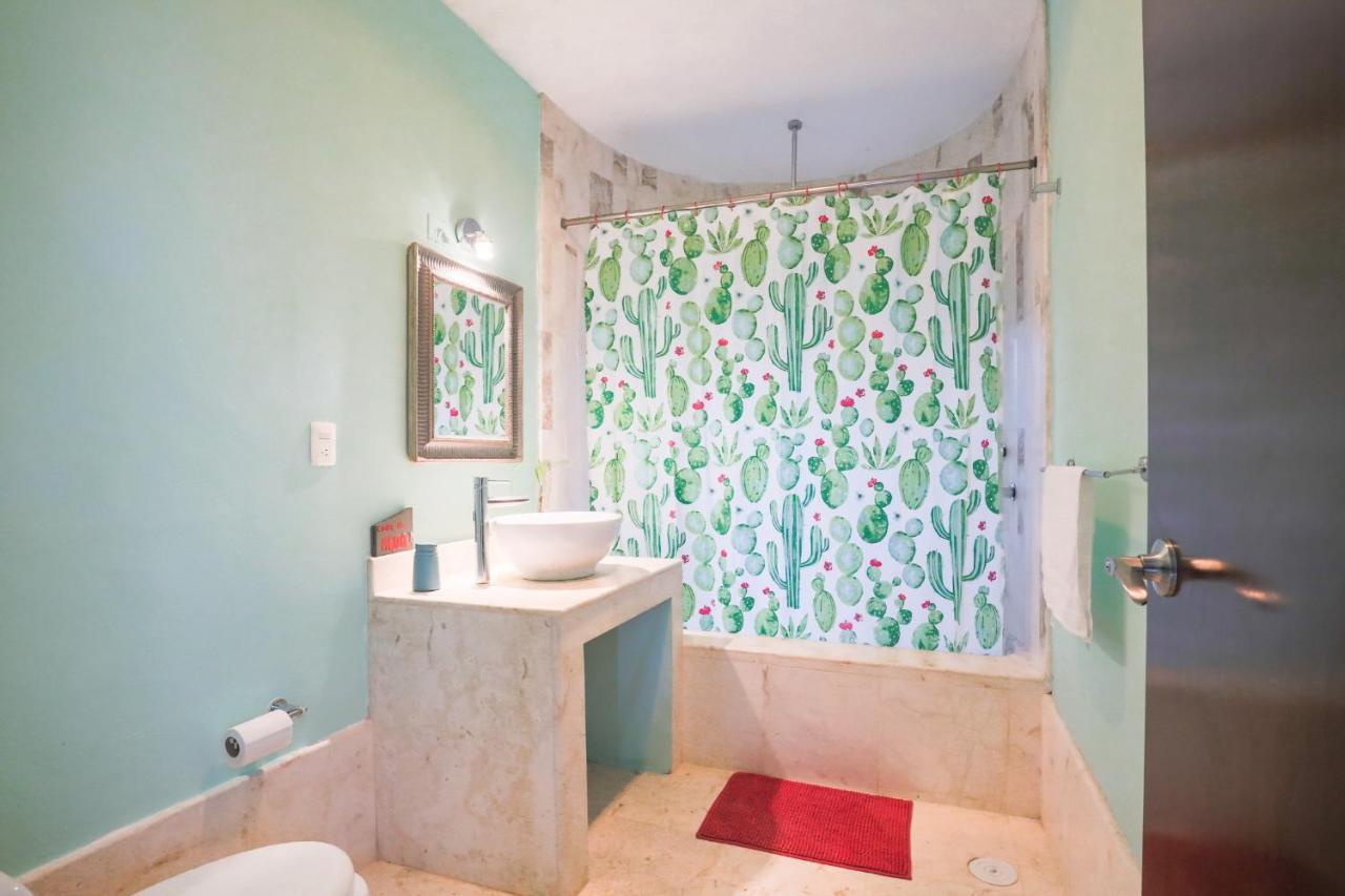 Guest House La Aldea Holistic Experience Cancún Kültér fotó